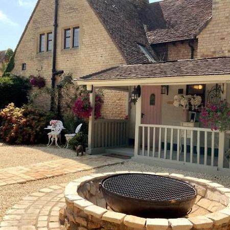 Piglet Lodge Pebworth Dış mekan fotoğraf