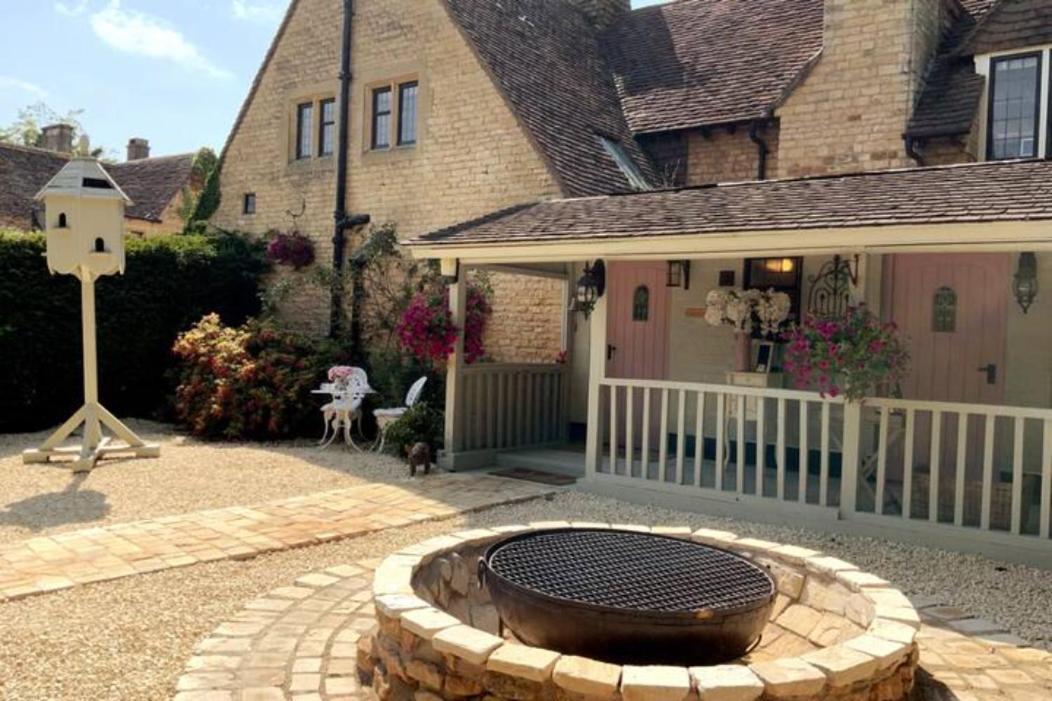 Piglet Lodge Pebworth Dış mekan fotoğraf